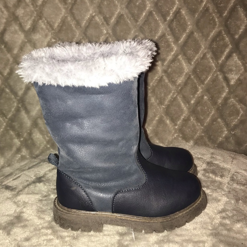 Carter’s Lucy Faux Fur Snow Boot